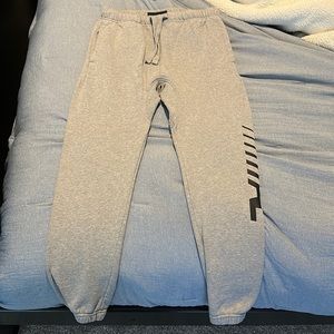 Size small American eagle gray sweat pants